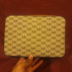 Michael Kors Jet Set Printed Logo Crossbody